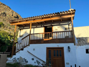 Unique Canarian cottage 1700s - Casa SALVIA Las Aguas - ocean & natural pools 150m - Whole Gated House